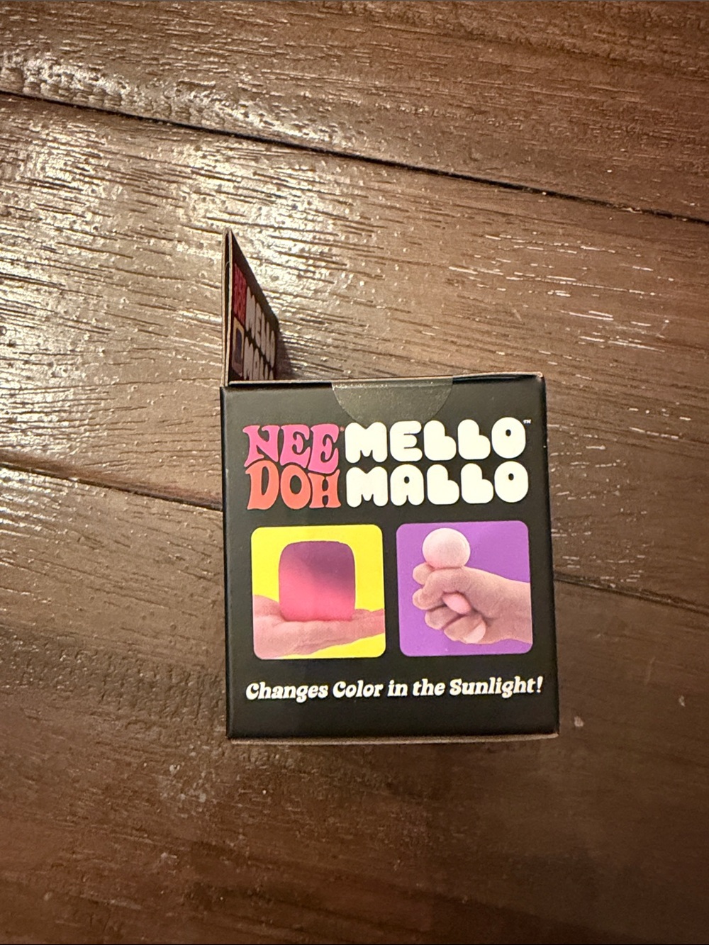 NeeDoh Mello Mallo Color-Changing Squishy Toy - Pink - Picture 4 of 6